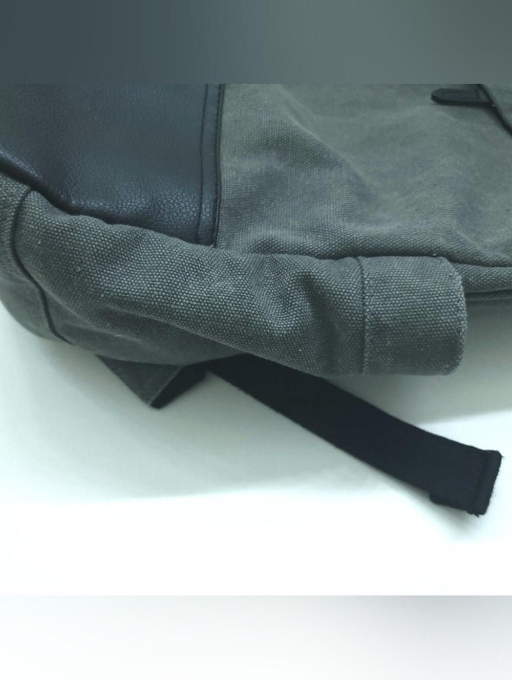 Matco Tools Backpack Embroidered Gray Promotional - Picture 5 of 7